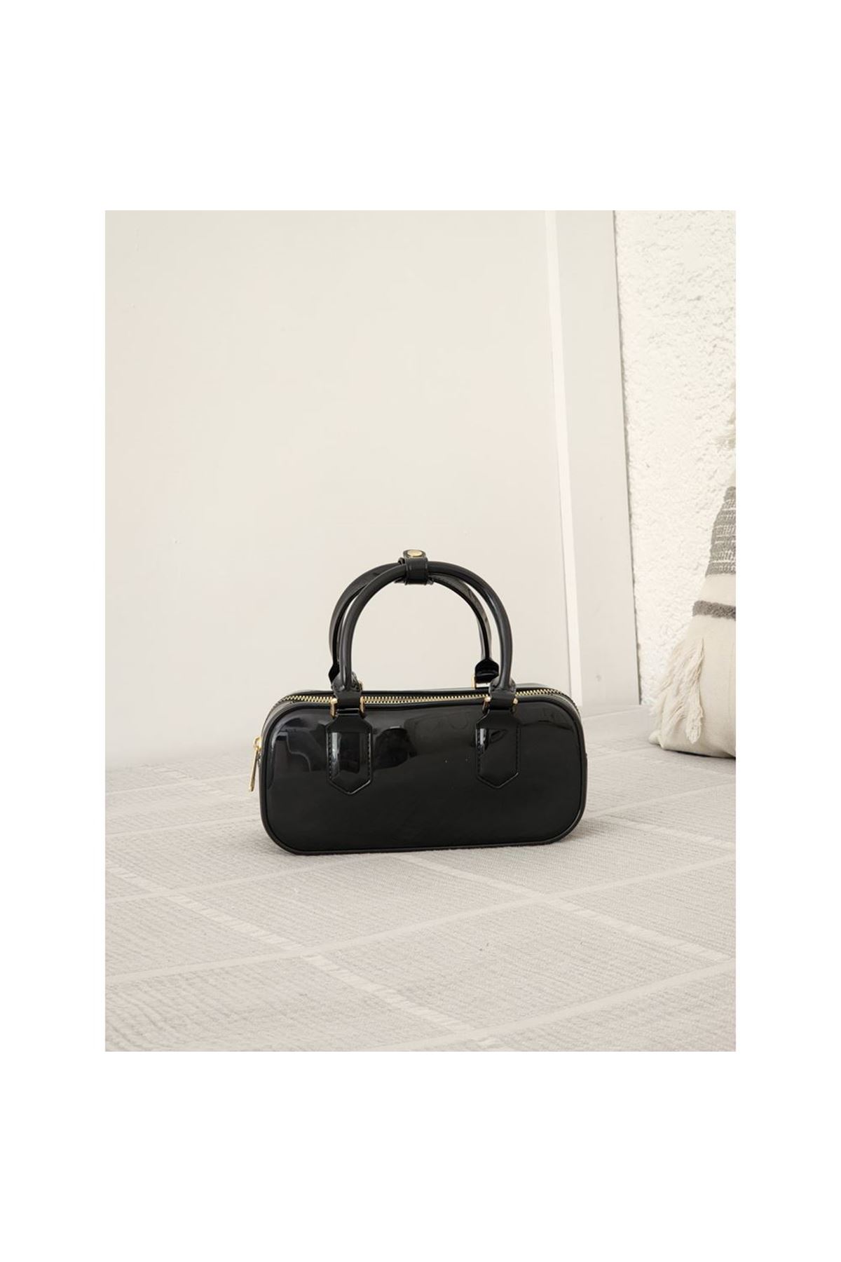 Kadın Siyah Silikon Çift Kulplu Askılı El &amp;amp; Omuz Çantası