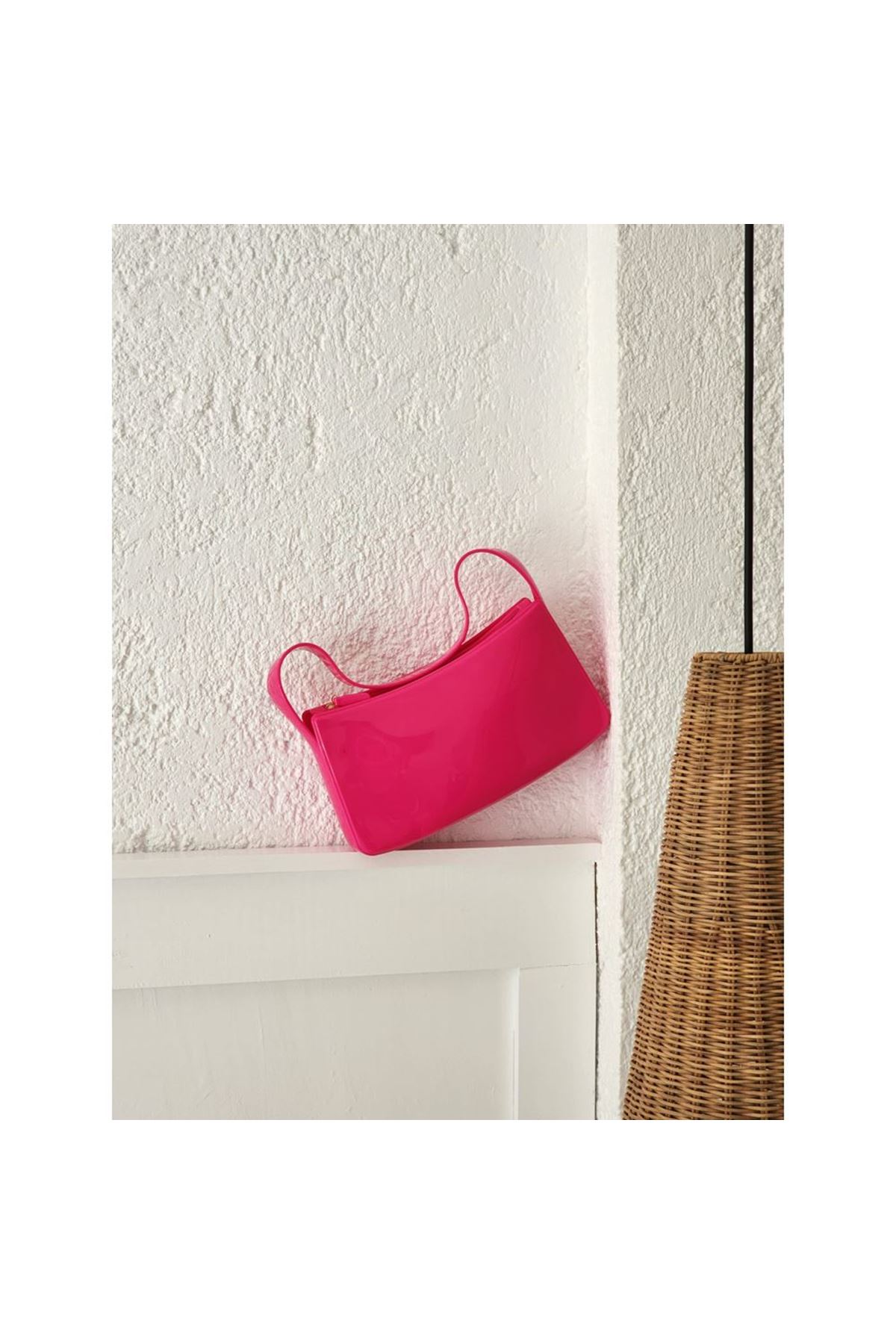 Kadın Fuşya Silikon Fermuarlı Baget Omuz Çantası