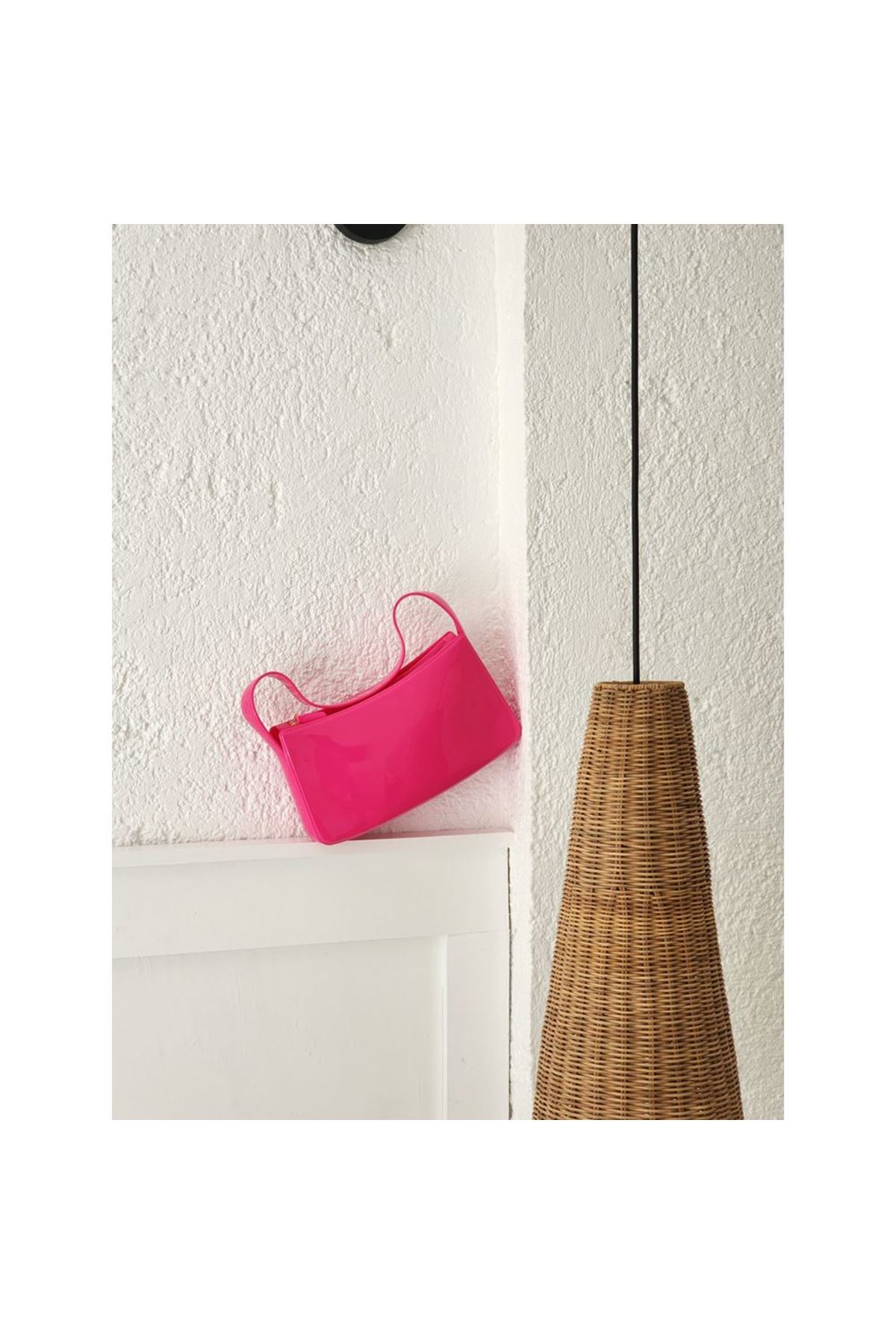 Kadın Fuşya Silikon Fermuarlı Baget Omuz Çantası