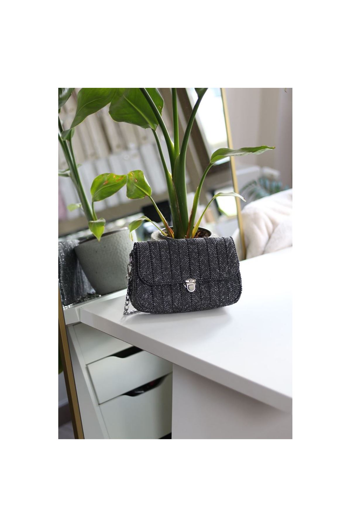 Kadın Camel Rugan Toka Detaylı Zincirli El Omuz Çantası