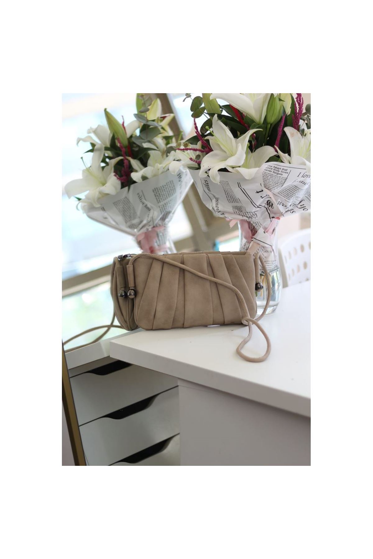 Kadın Vizon Büzgülü Boncuk Detay Omuz Çantası