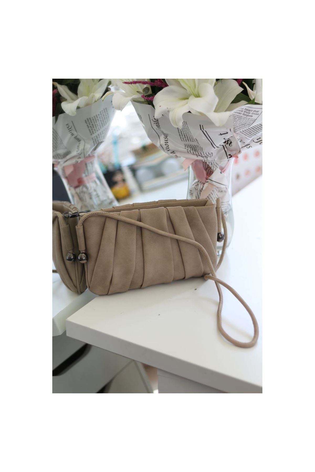 Kadın Vizon Büzgülü Boncuk Detay Omuz Çantası