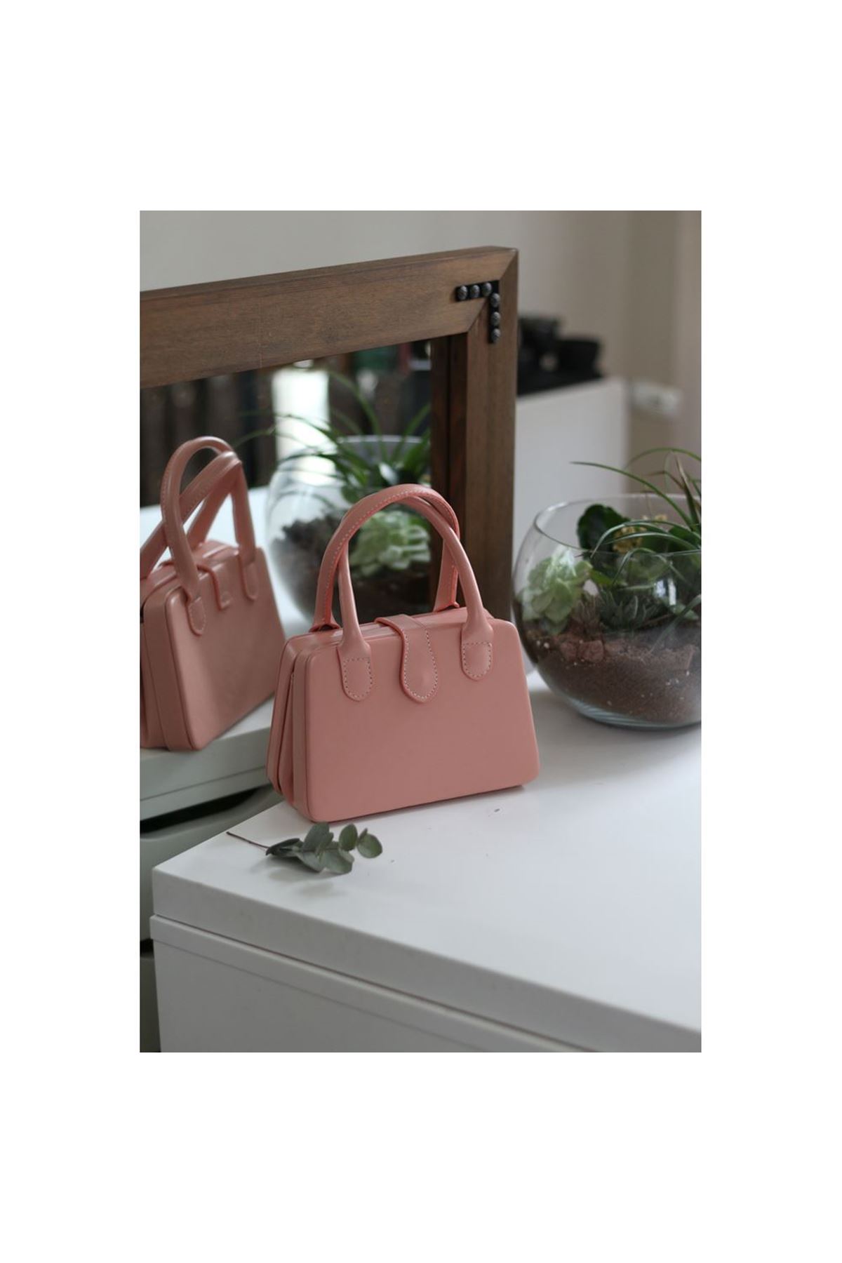Kadın Pudra Çift Kulp Detaylı Mini Kalıp Omuz Çantası