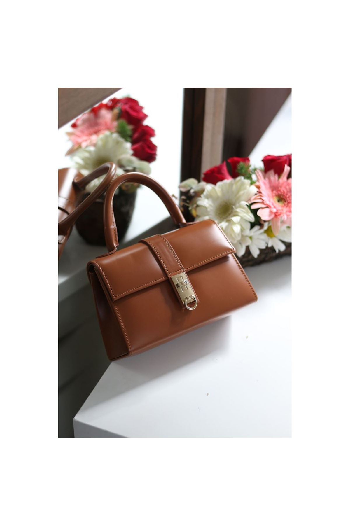 Kadın Taba Gold Kare  Kilit Detaylı Mini El &amp;amp; Omuz Çantası