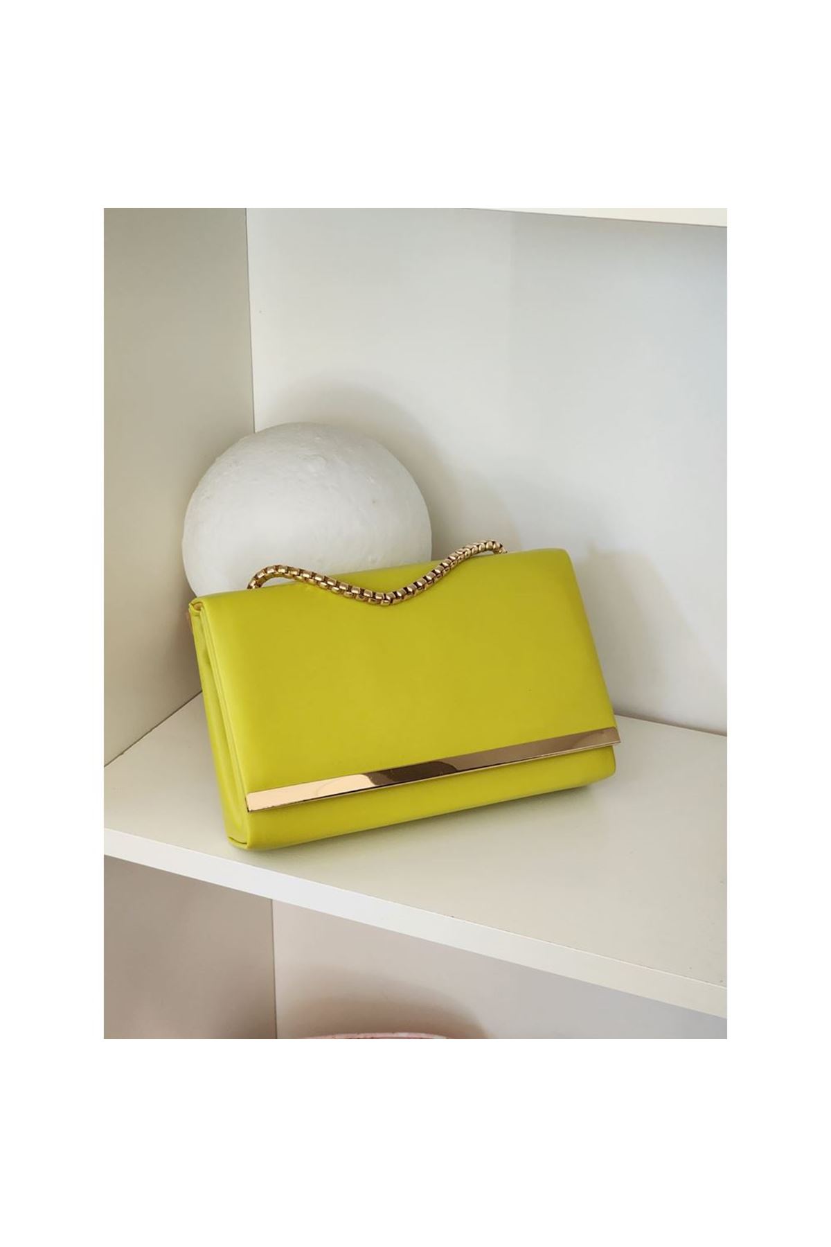 Kadın Neon Yeşil Şerit Detaylı Zincirli Omuz Çantası