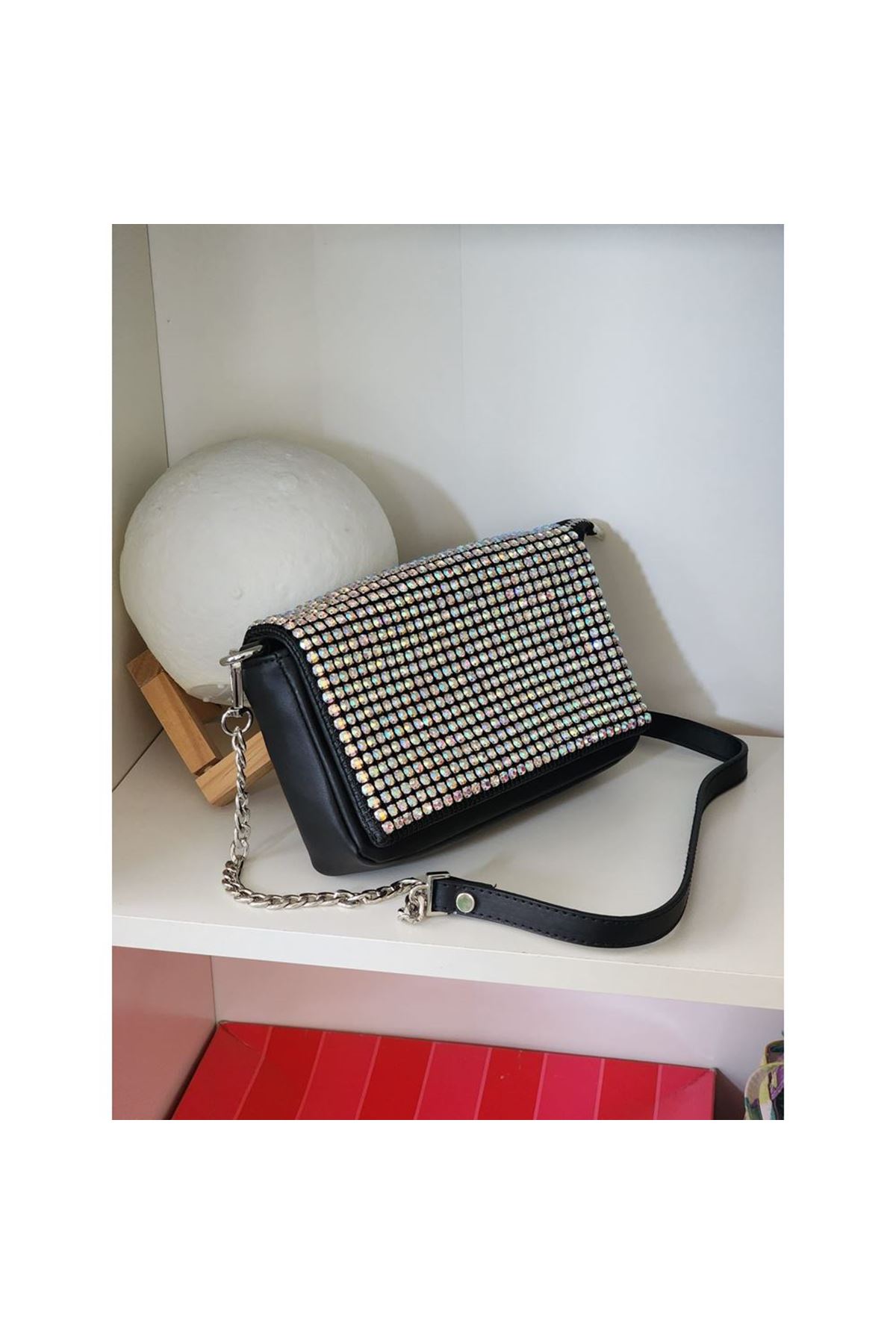 Kadın Silver  Taş İsleme Kapaklı Omuz Çantası