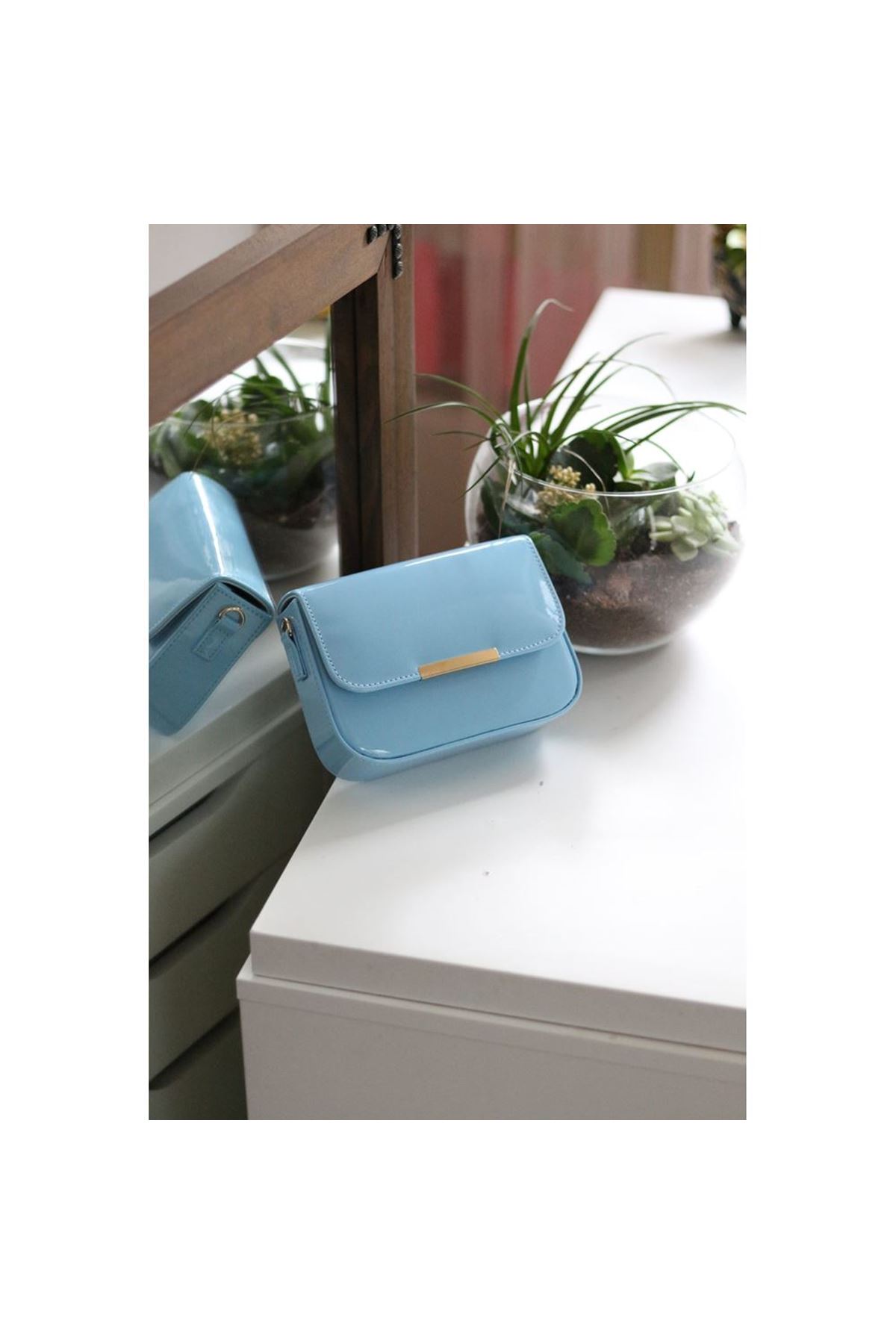 Kadın Bebe Mavi Rugan Toka Detaylı Kumaş Askılı Omuz Çantası