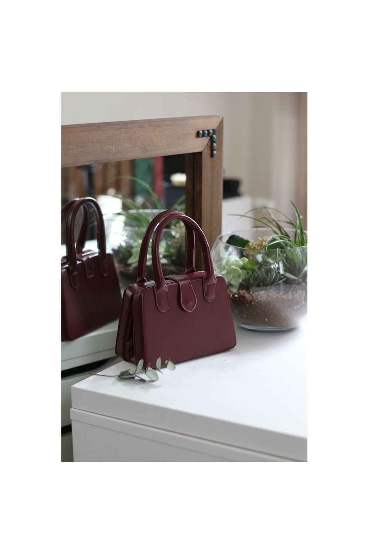Kadın Bordo Çift Kulp Detaylı Mini Kalıp Omuz Çantası