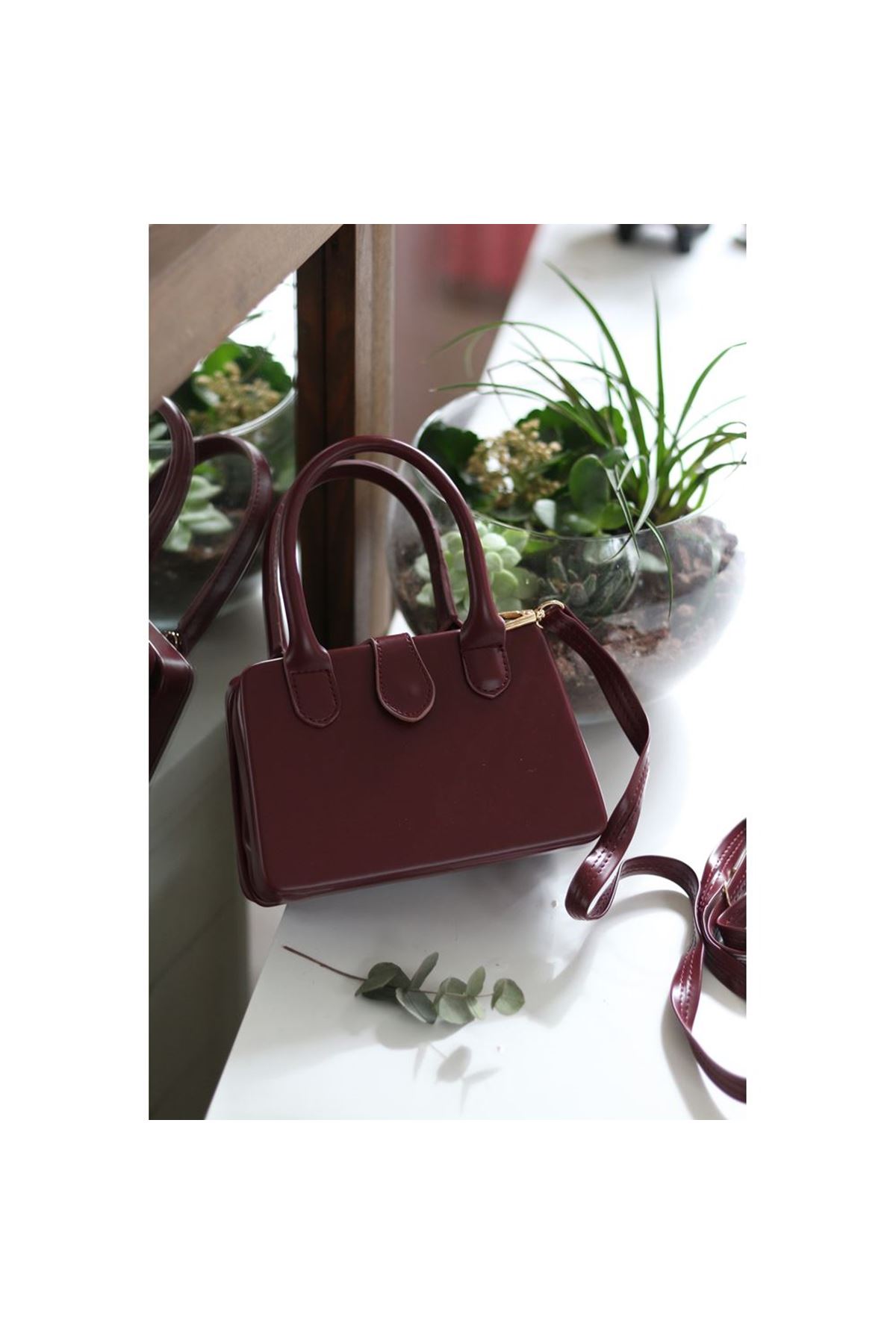 Kadın Bordo Çift Kulp Detaylı Mini Kalıp Omuz Çantası