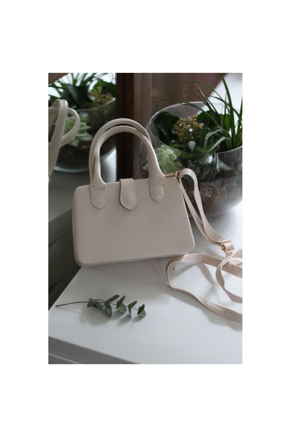 Kadın Krem  Çift Kulp Detaylı Mini Kalıp Omuz Çantası