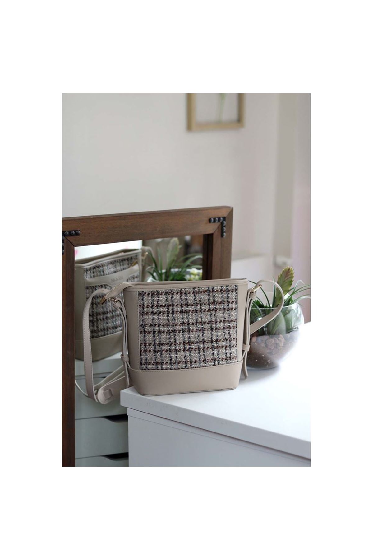 Kadın Vizon Tüvit Ayarlanabilir Askılı Omuz Çantası