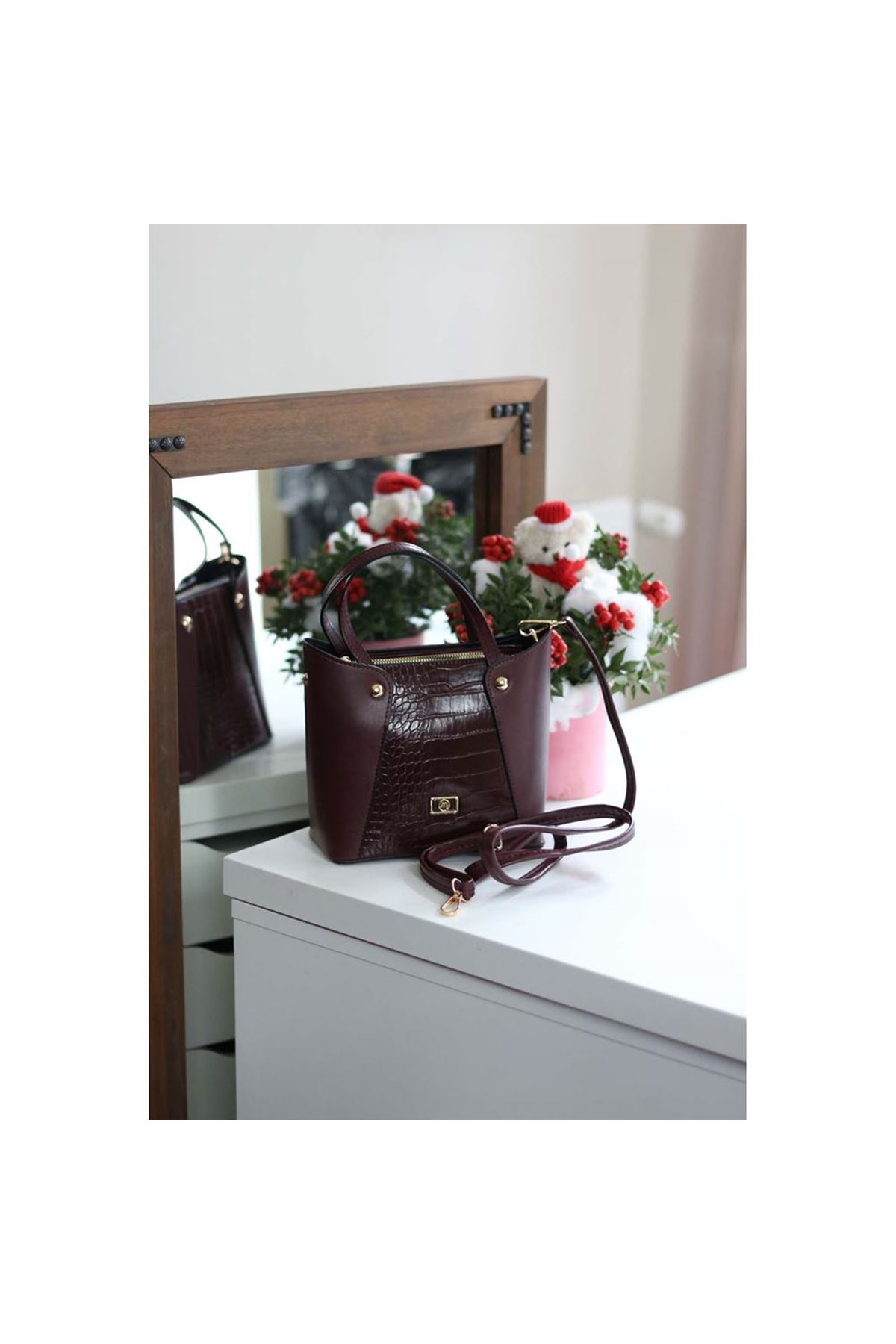 Kadın Bordo Kroko Ayarlanabilir Askılı Omuz Çantası