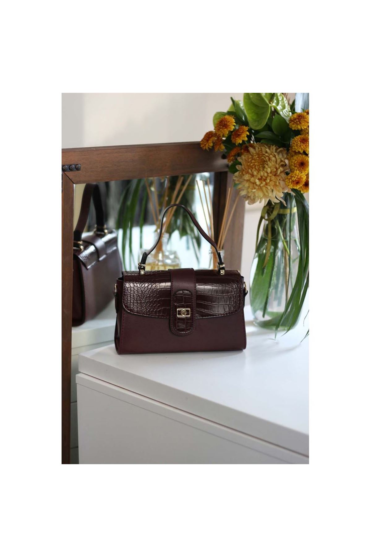 Kadın Bordo Askılı El Omuz Çantası