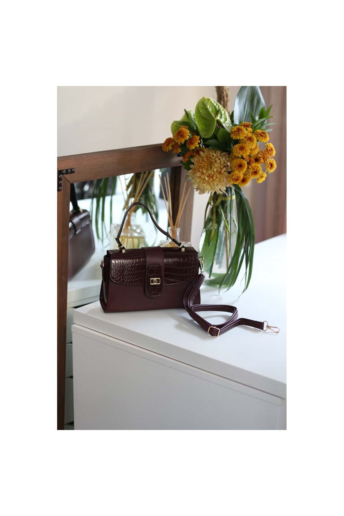 Kadın Bordo Askılı El Omuz Çantası