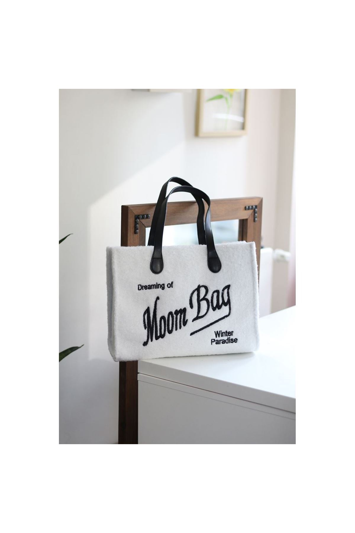 Kadın Beyaz Peluş Büyük Boy Omuz Çantası