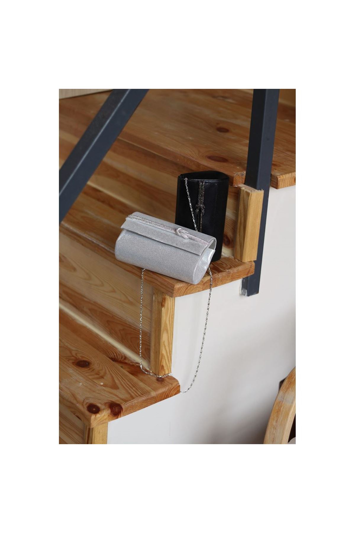 Kadın Siyah Taş Detaylı Abiye Zincirli Çanta