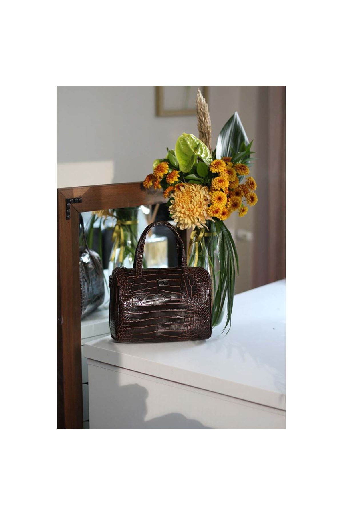 Kadın Acı Kahve Kroko Askılı El Omuz Çantası