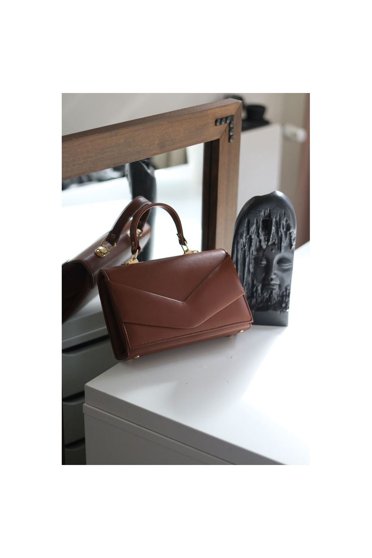 Taba Zarf Tutma Saplı Omuz Çantası