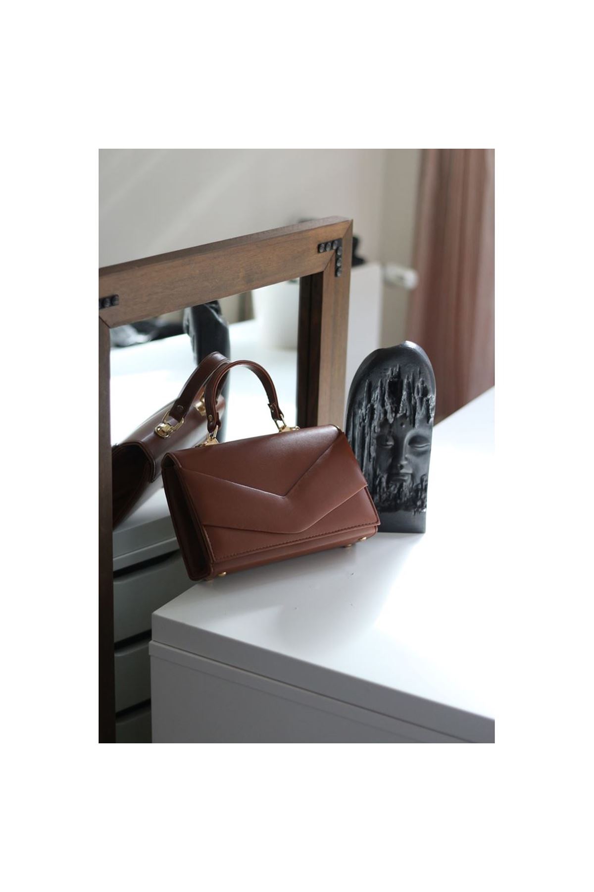 Taba Zarf Tutma Saplı Omuz Çantası