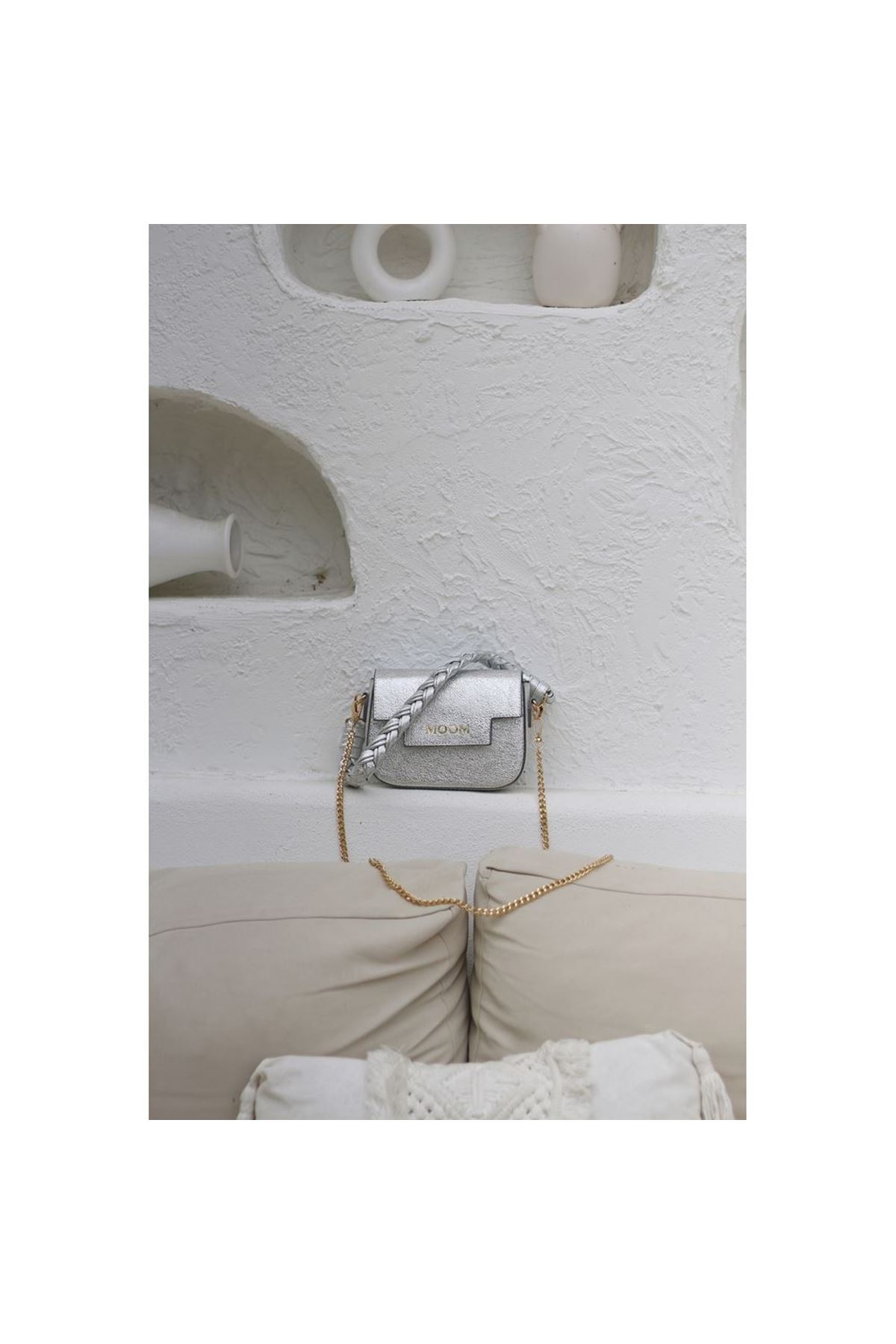 Kadın Gümüş Örme Sap Detaylı Zincirli Omuz Çantası