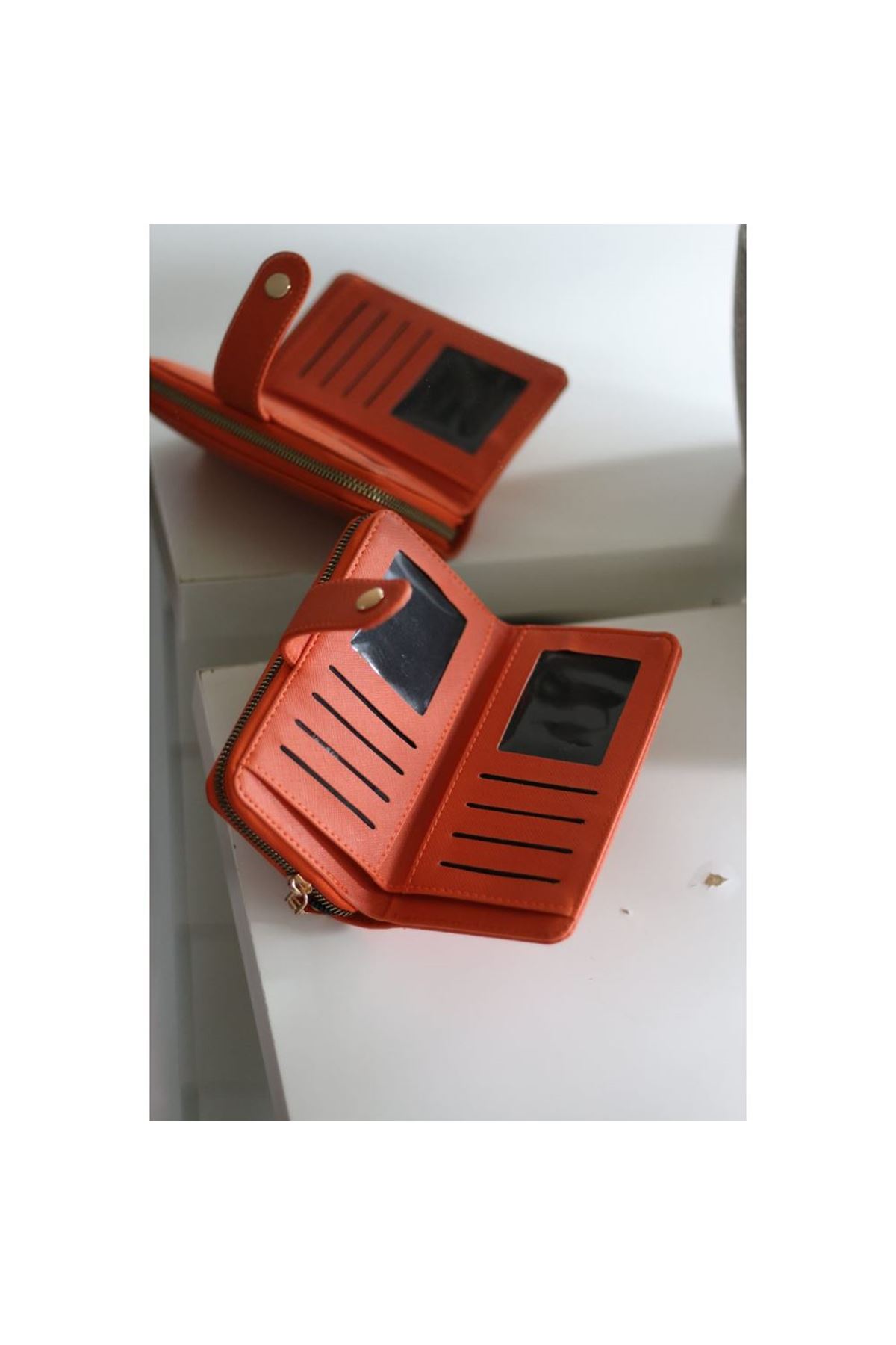 Kadın Turuncu Kartlık Detaylı Orta Boy Cüzdan