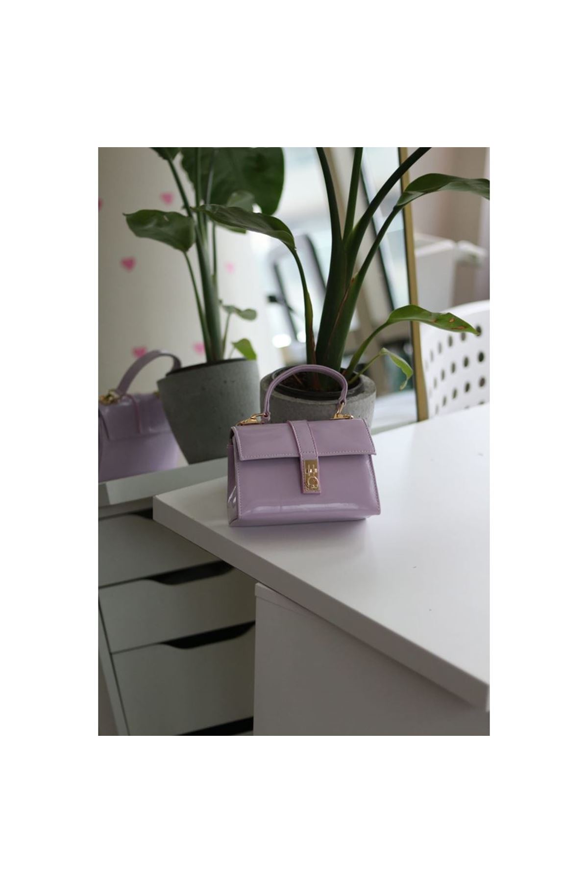 Kadın Lilla Rugan Toka Detaylı Zincirli El Omuz Çantası