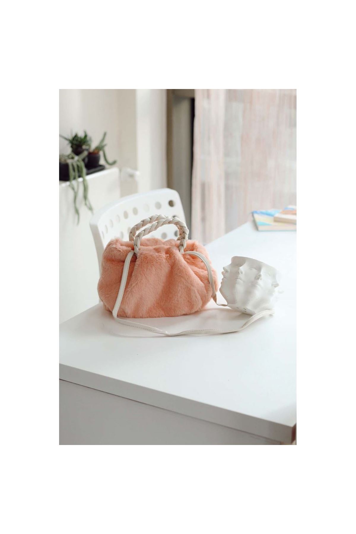 Mercan Peluş Örgü Sap El &amp;amp; Omuz Çantası