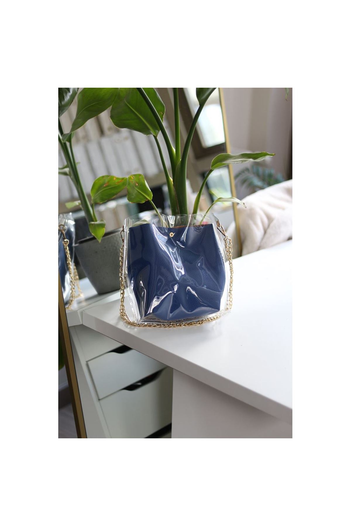 Kadın Lacivert Şeffaf Portföylü Zincirli Omuz Çantası