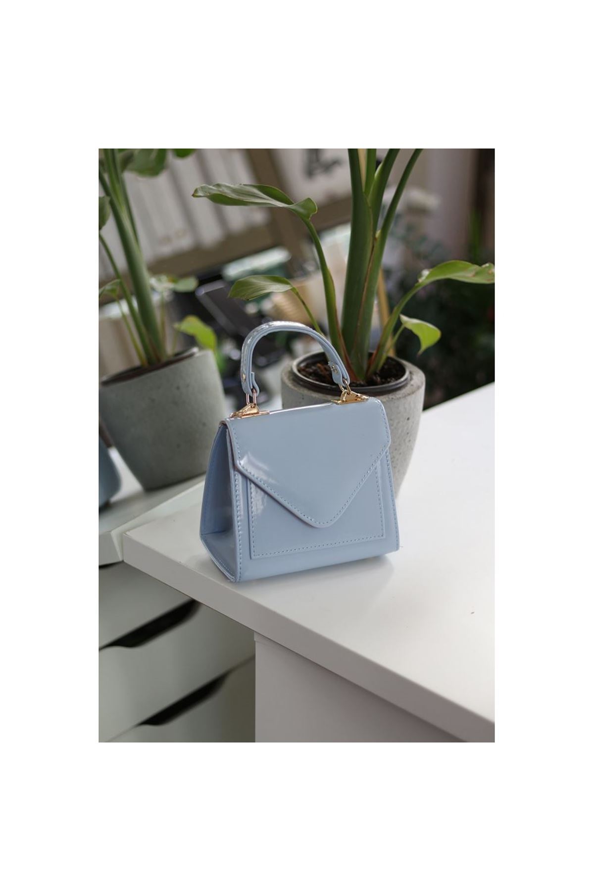 Kadın Bebe Mavi Rugan Kapak Detaylı Askılı Omuz Çantası
