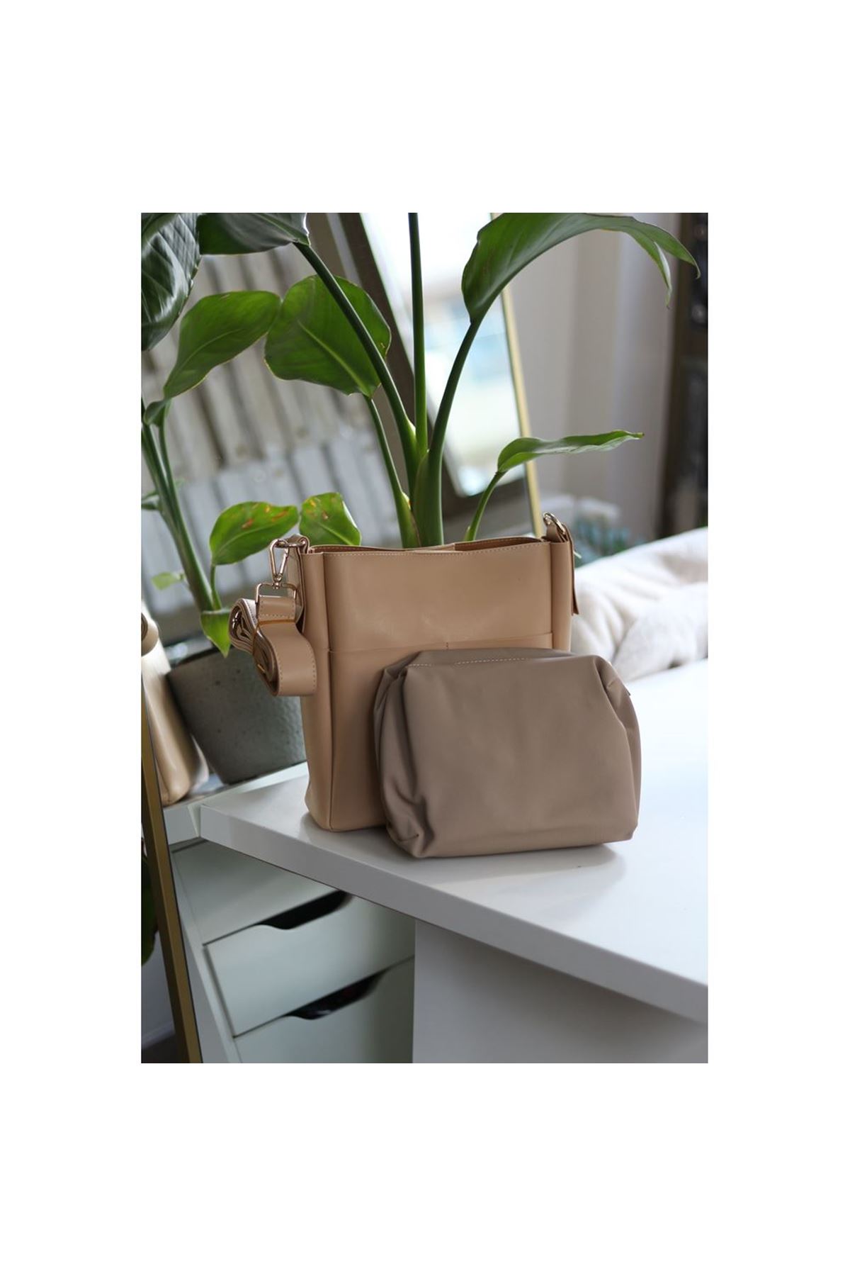 Kadın Nude Çift Cep Detaylı Büyük Boy Askılı Omuz Çantası