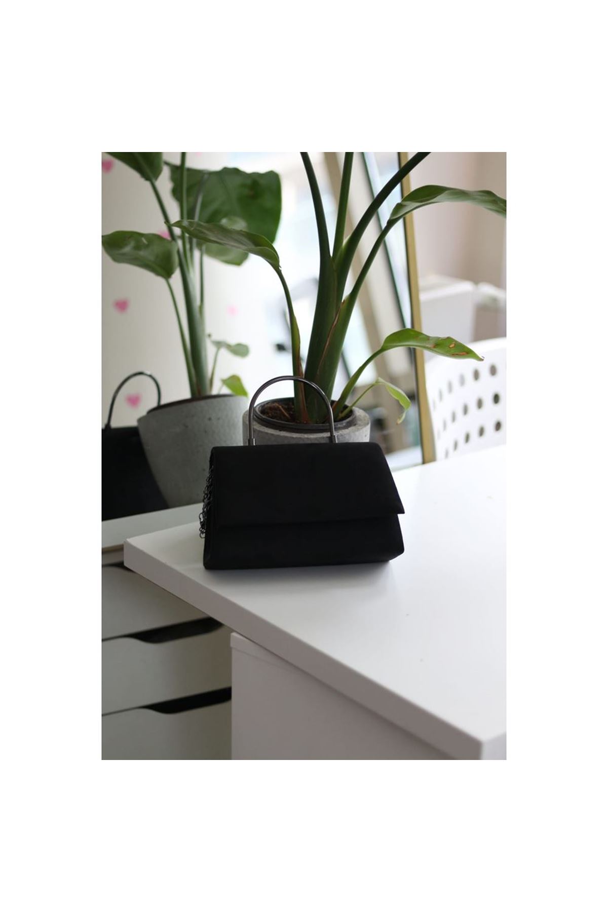 Kadın Siyah Mat Deri Metal Sap Detaylı El &amp;amp; Omuz Çantas