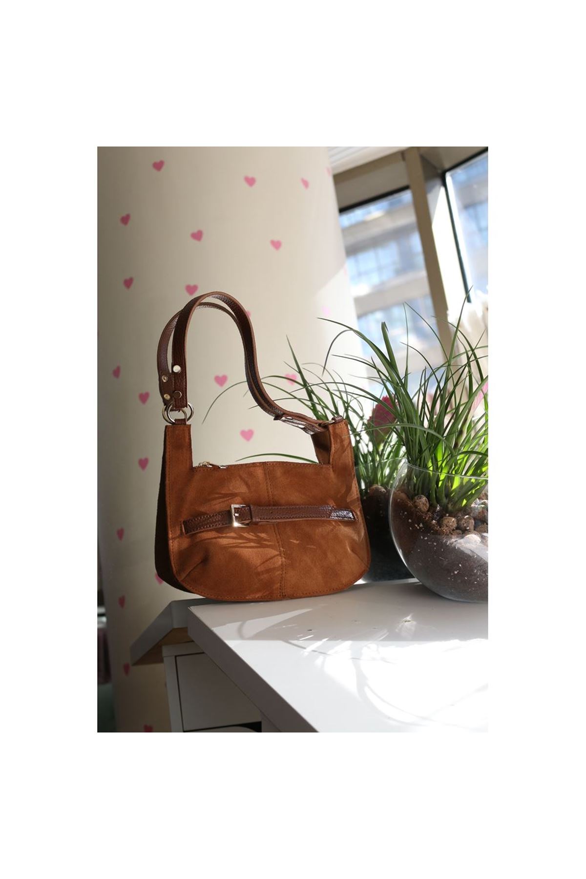 Kadın Camel Süet Gold Toka Detaylı Slim Omuz Çantası