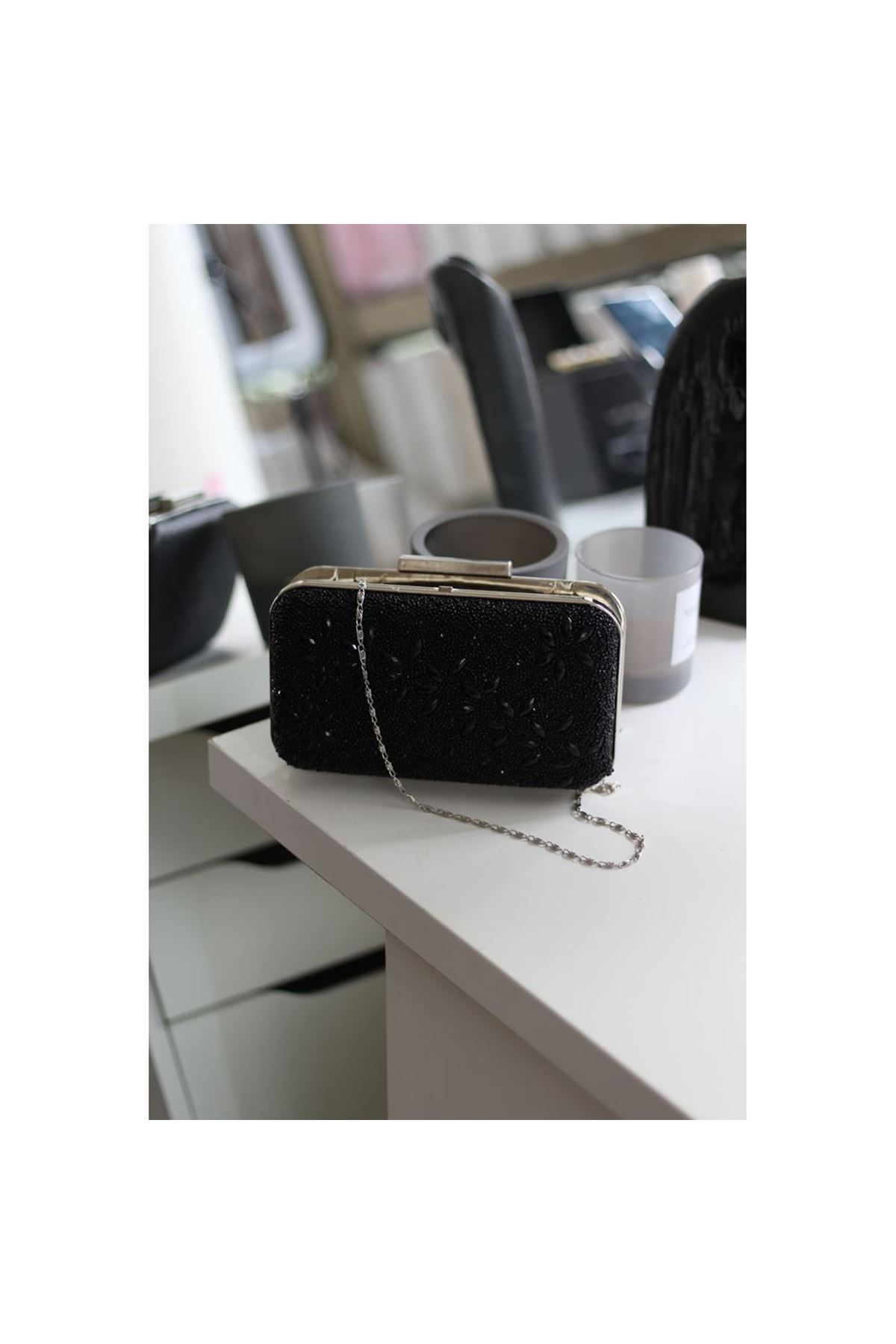 Kadın Siyah Taş İşleme Desenli Abiye Kasa  El Çantası