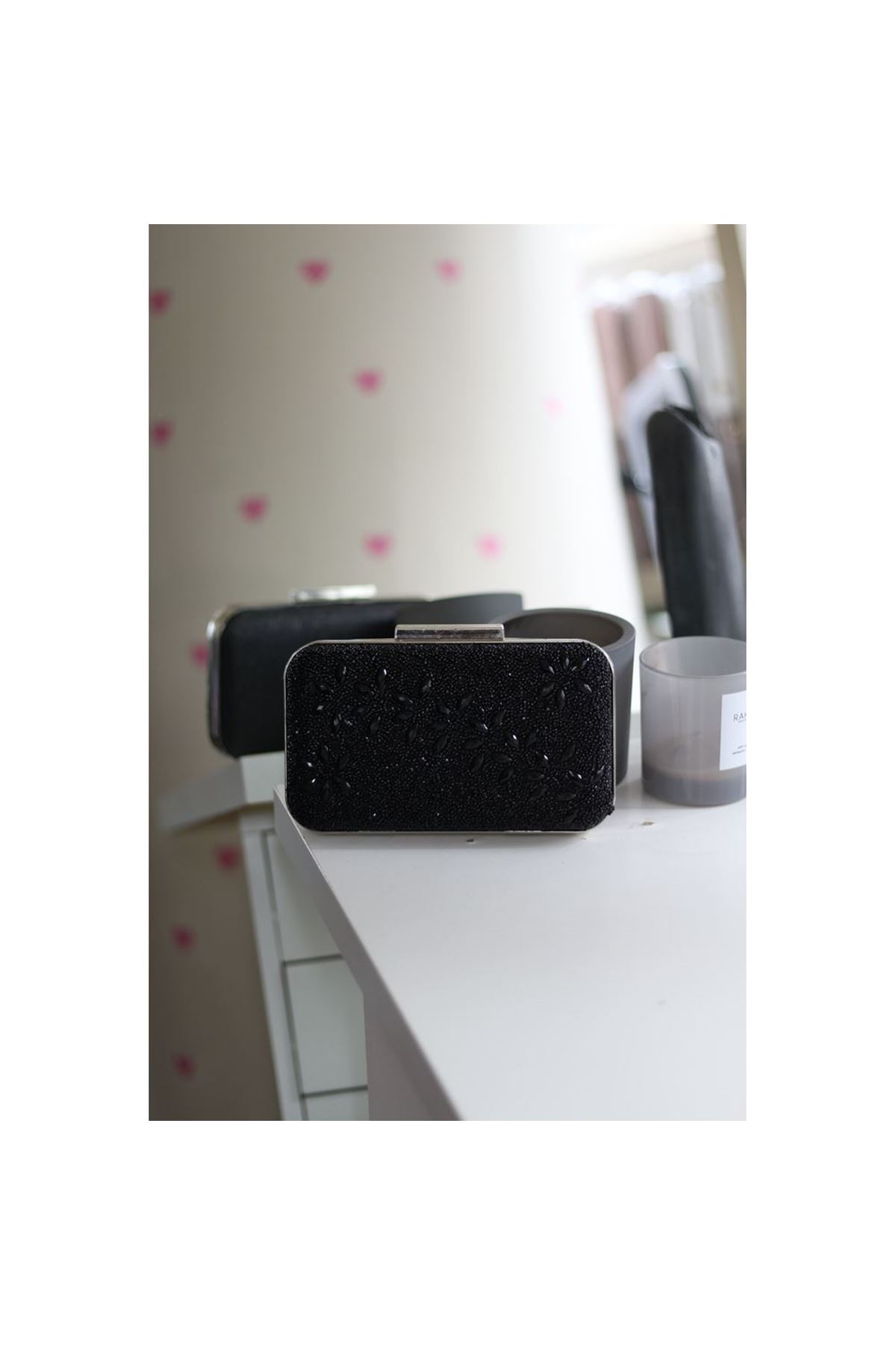 Kadın Siyah Taş İşleme Desenli Abiye Kasa  El Çantası