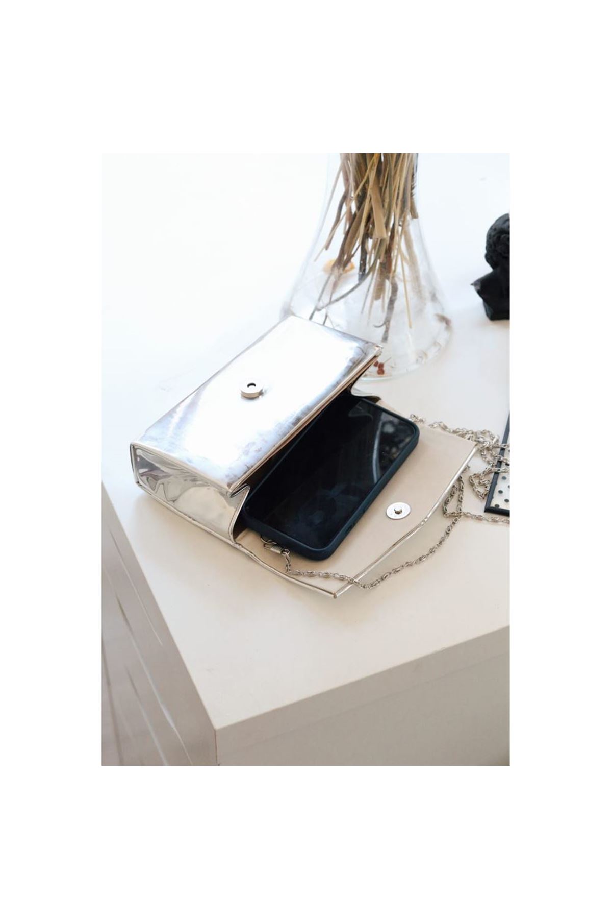 Silver Rugan Dikdörtgen Form Abiye Çanta