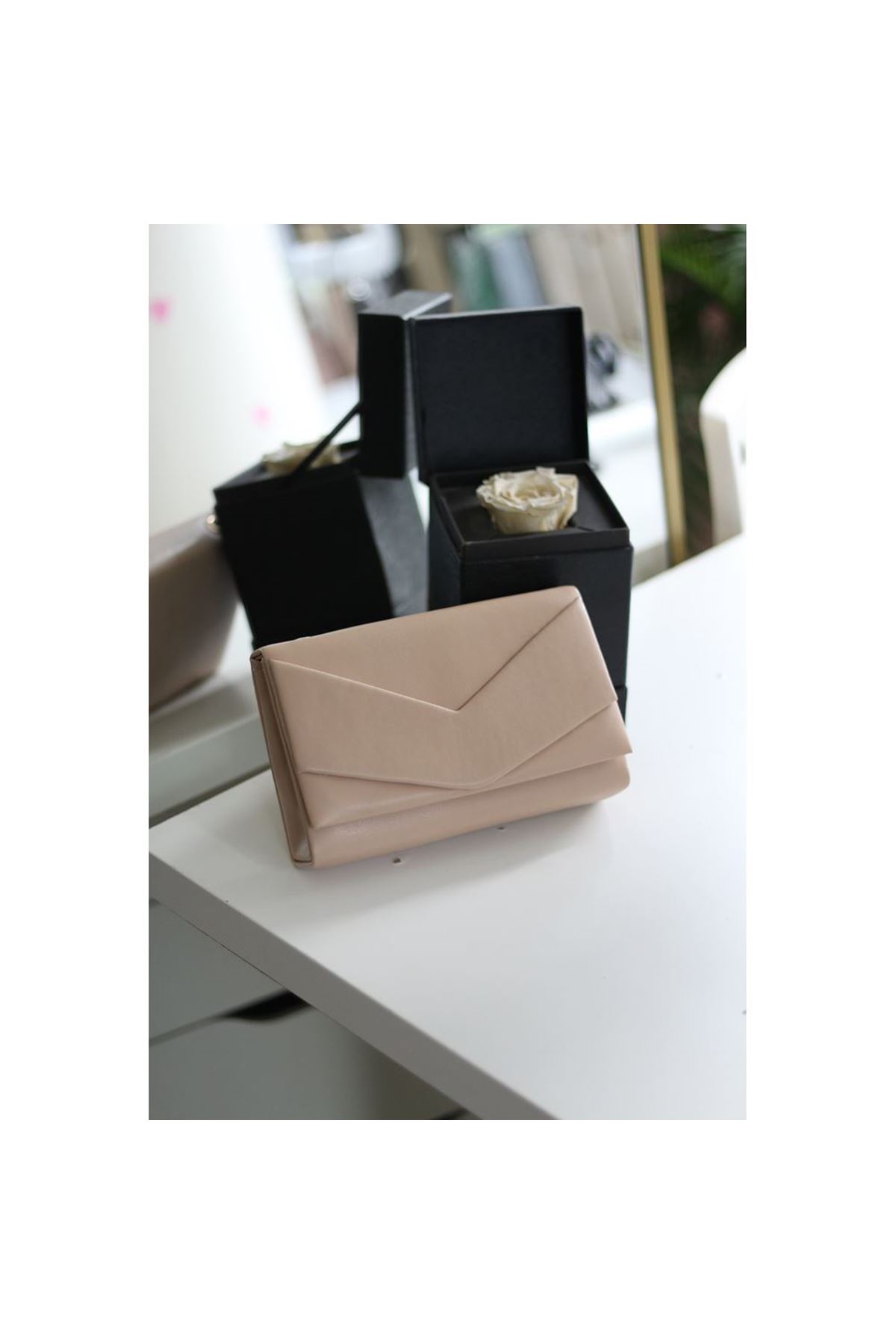 Kadın Nude Zarf Kutu Omuz Çantası