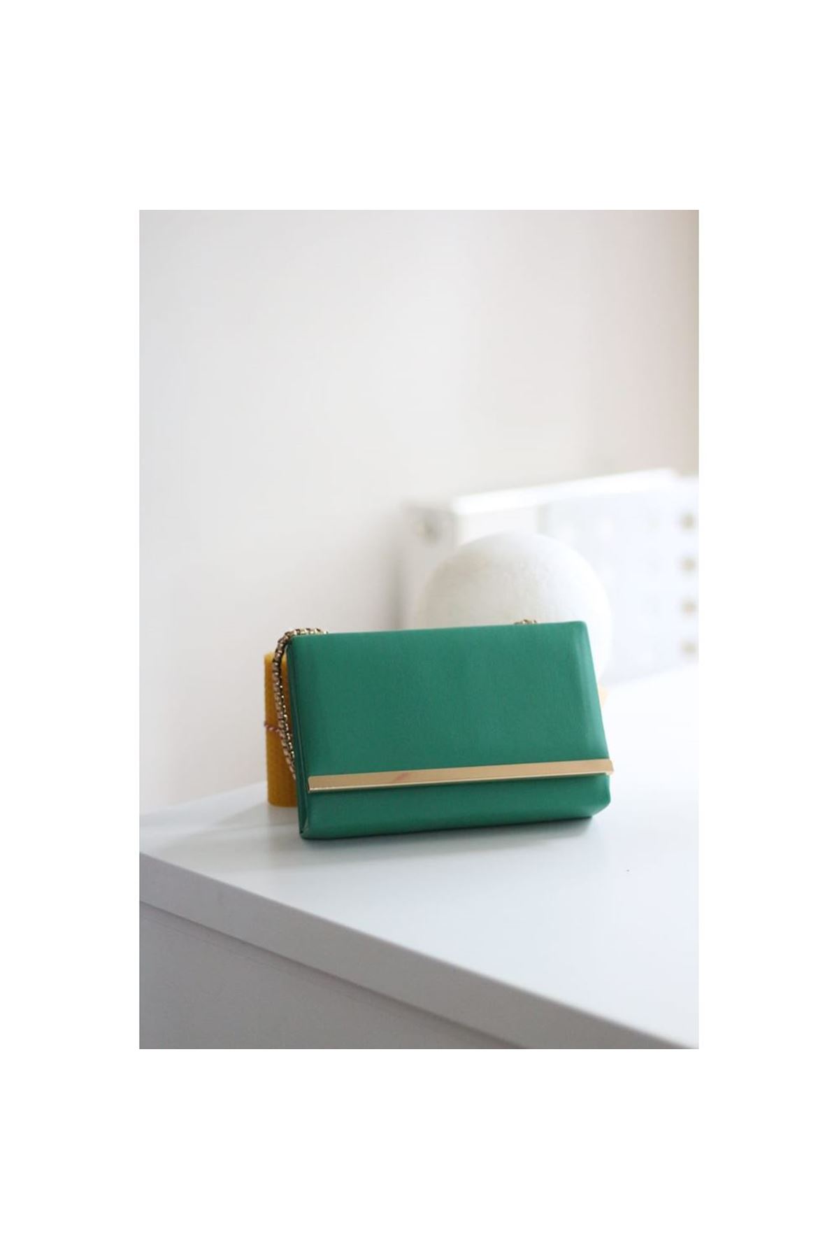 Yeşil Gold Çıtalı Omuz Çantası