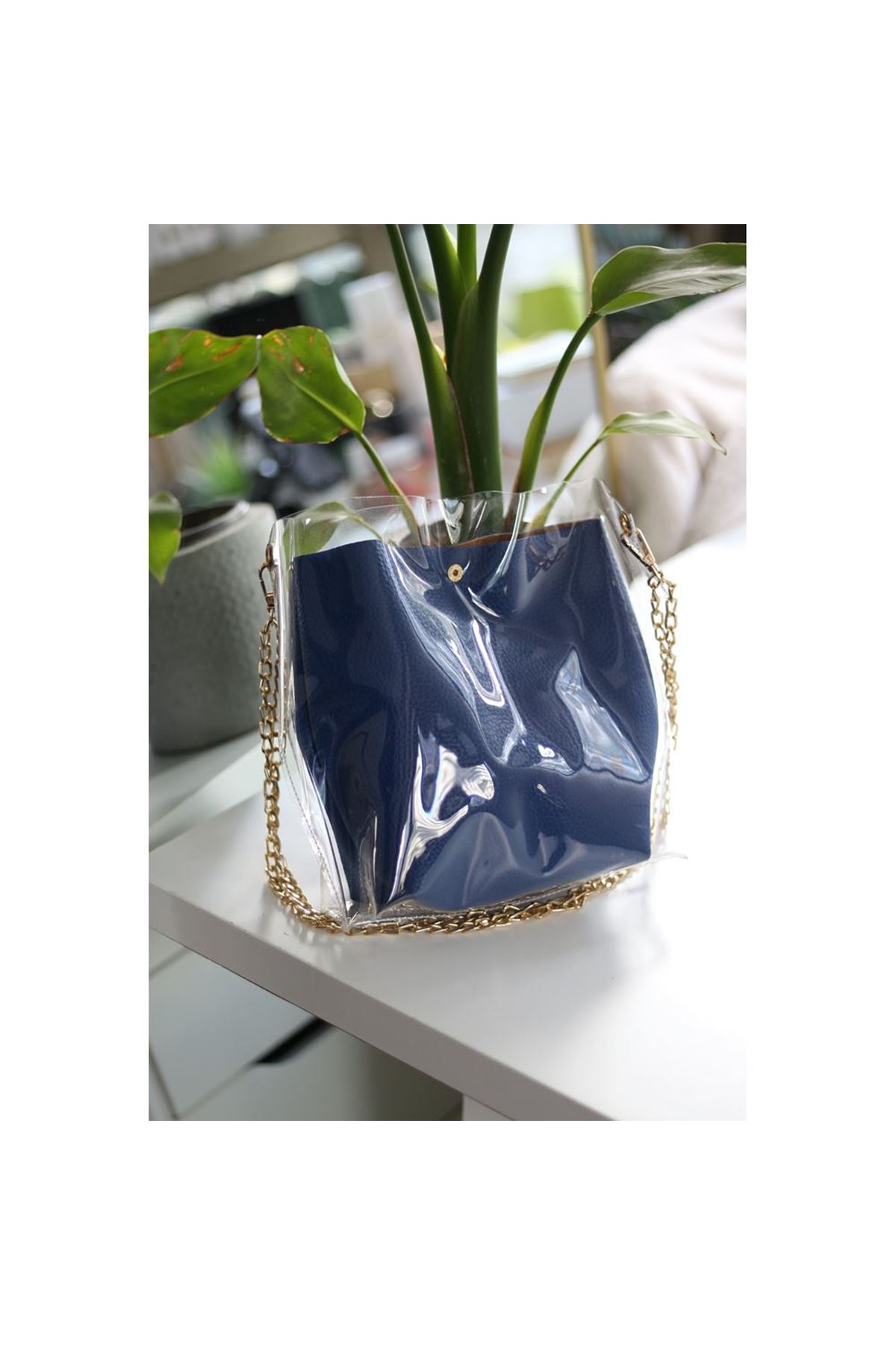 Kadın Lacivert Bohça Şeffaf Zincirli Omuz Çantası