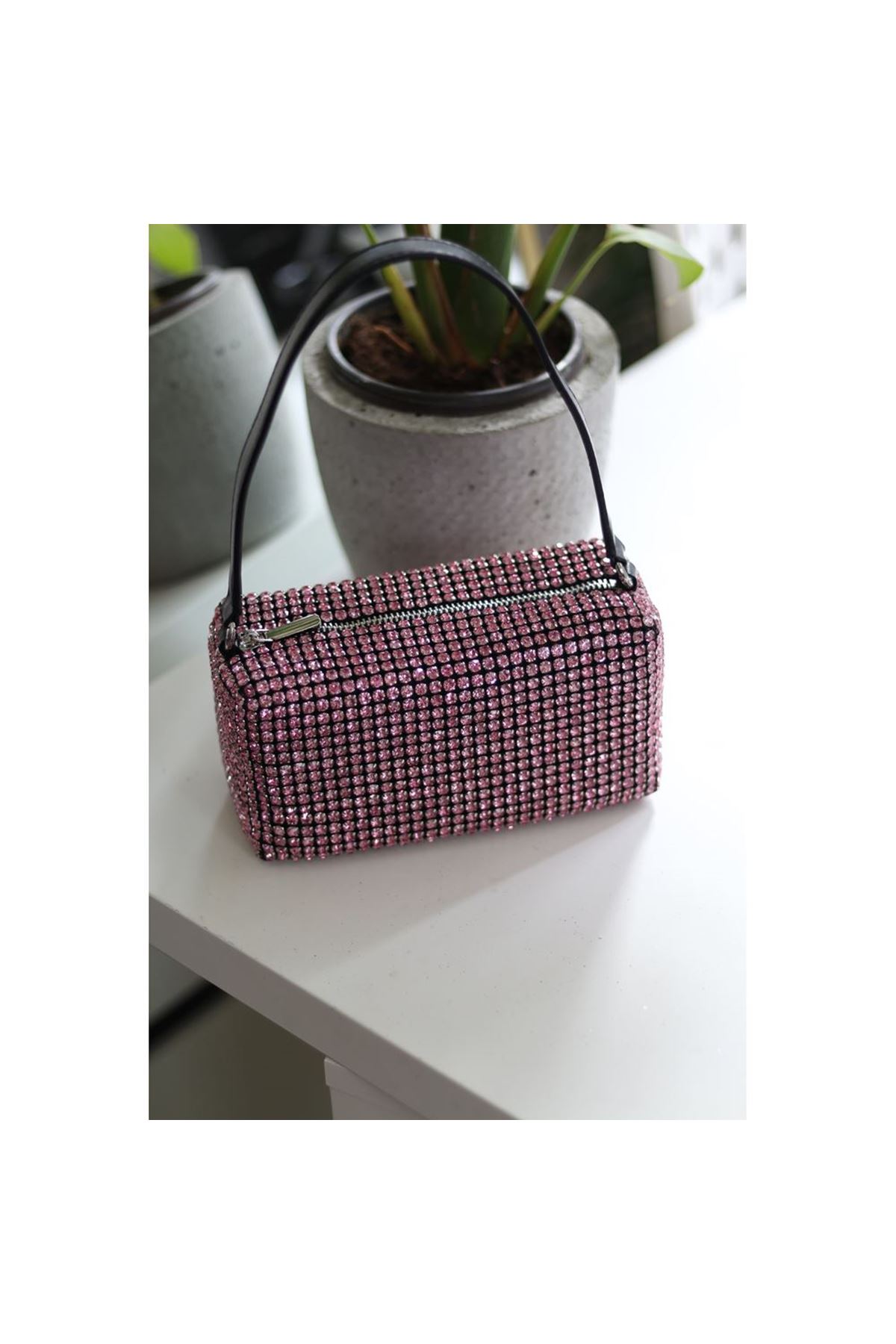 Kadın Pembe Deri Askılı Taşlı Abiye Omuz Çantası