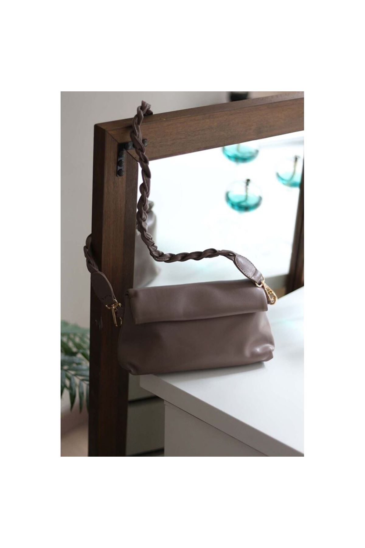 Kadın Vizon Örgü Saplı Yumuşak Dokulu Büzgülü Omuz Çantası