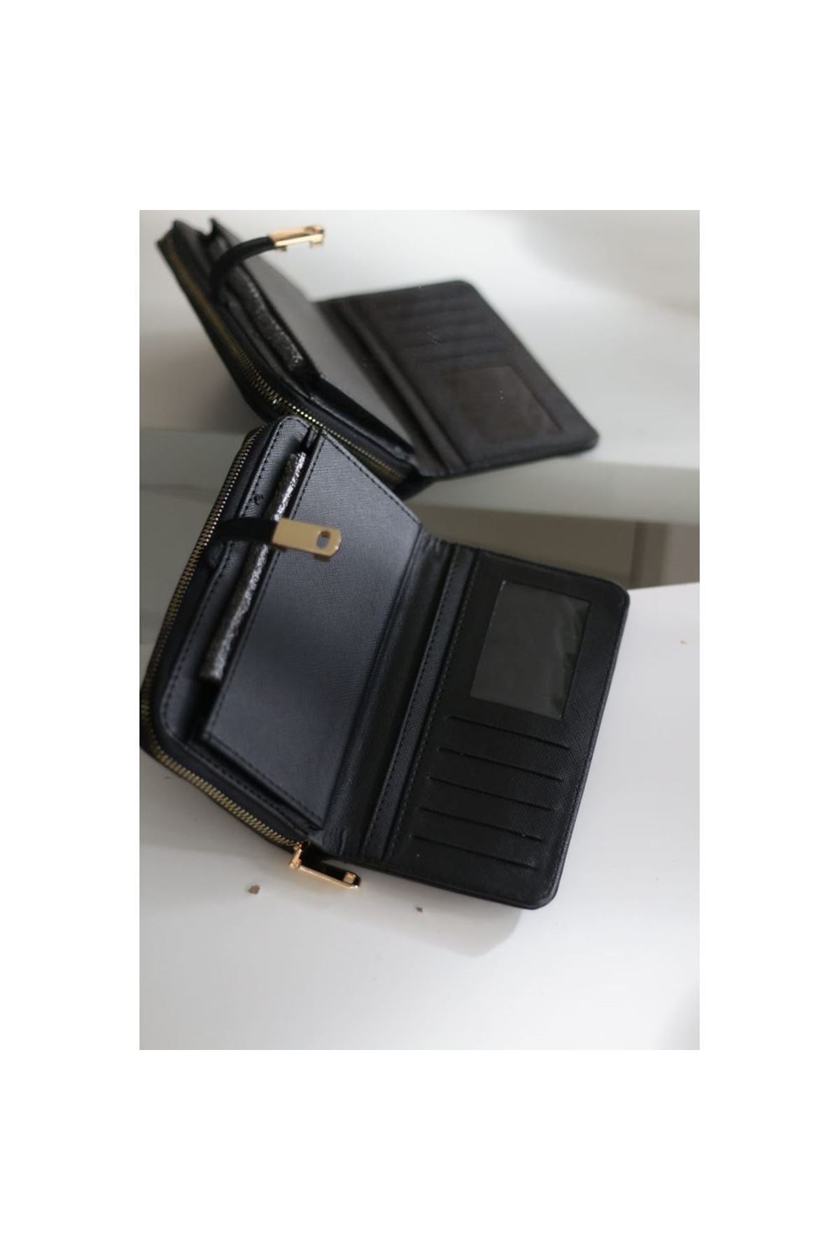 Kadın Siyah Eskitme Doku Gold Aksesuar Detaylı Cüzdan