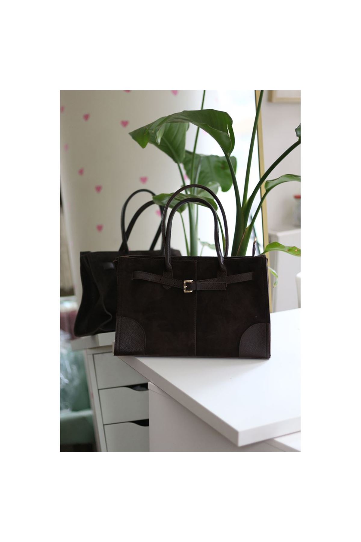 Kadın Acı Kahve Süet Büyük Kopça Detaylı Büyük Boy Omuz Çantası