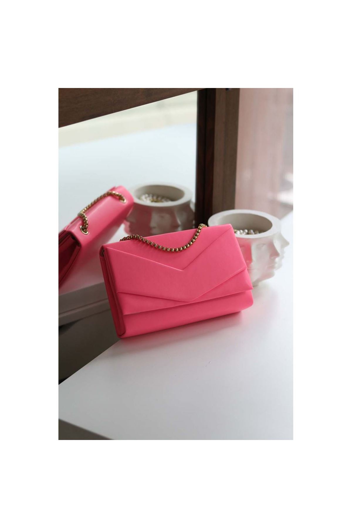 Kadın Şeker Pembesi Zarf Kutu Omuz Çantası