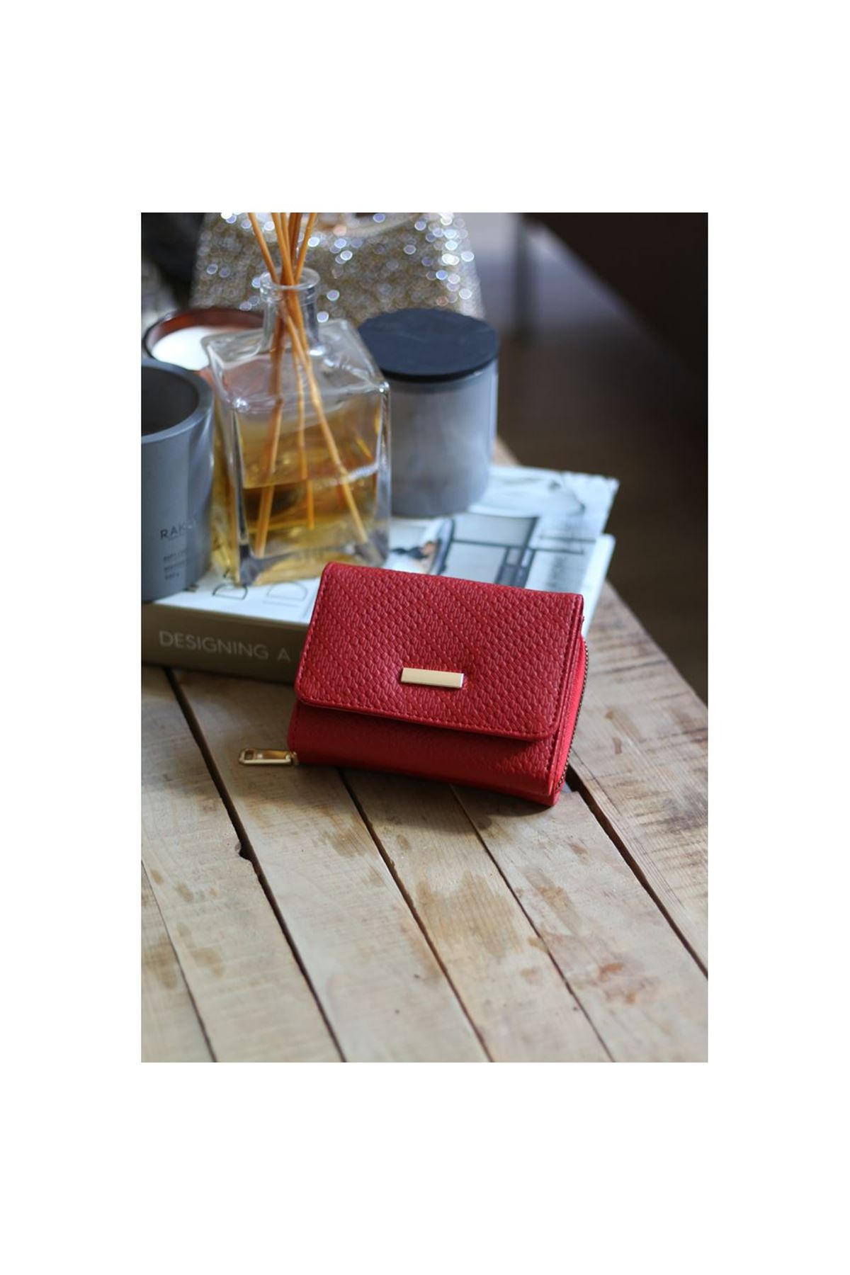 Kadın Kırmızı Kartlık Detaylı Mini Cüzdan