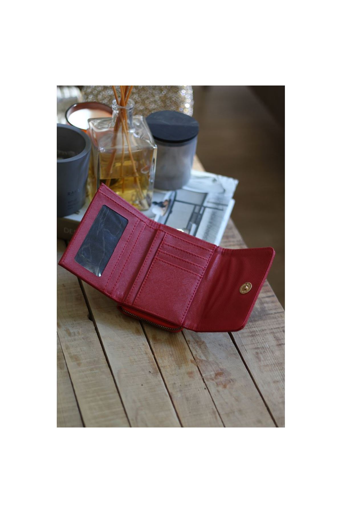 Kadın Kırmızı Kartlık Detaylı Mini Cüzdan