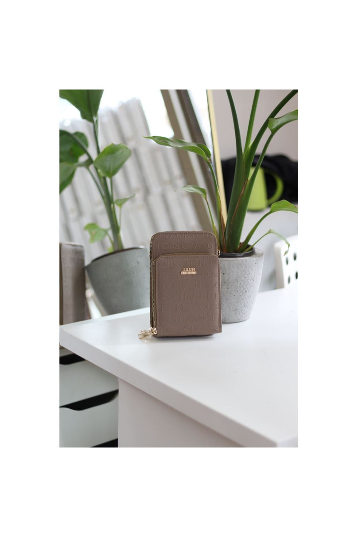 Kadın Vizon Kabartma Doku 3 Gözlü Kartlık Detaylı Telefon Çantası