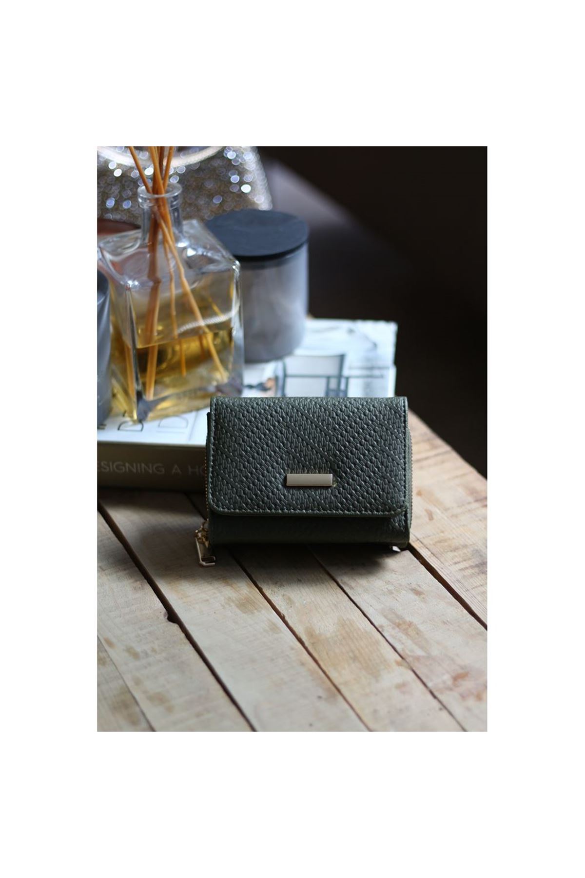 Kadın Haki Kartlık Detaylı Mini Cüzdan