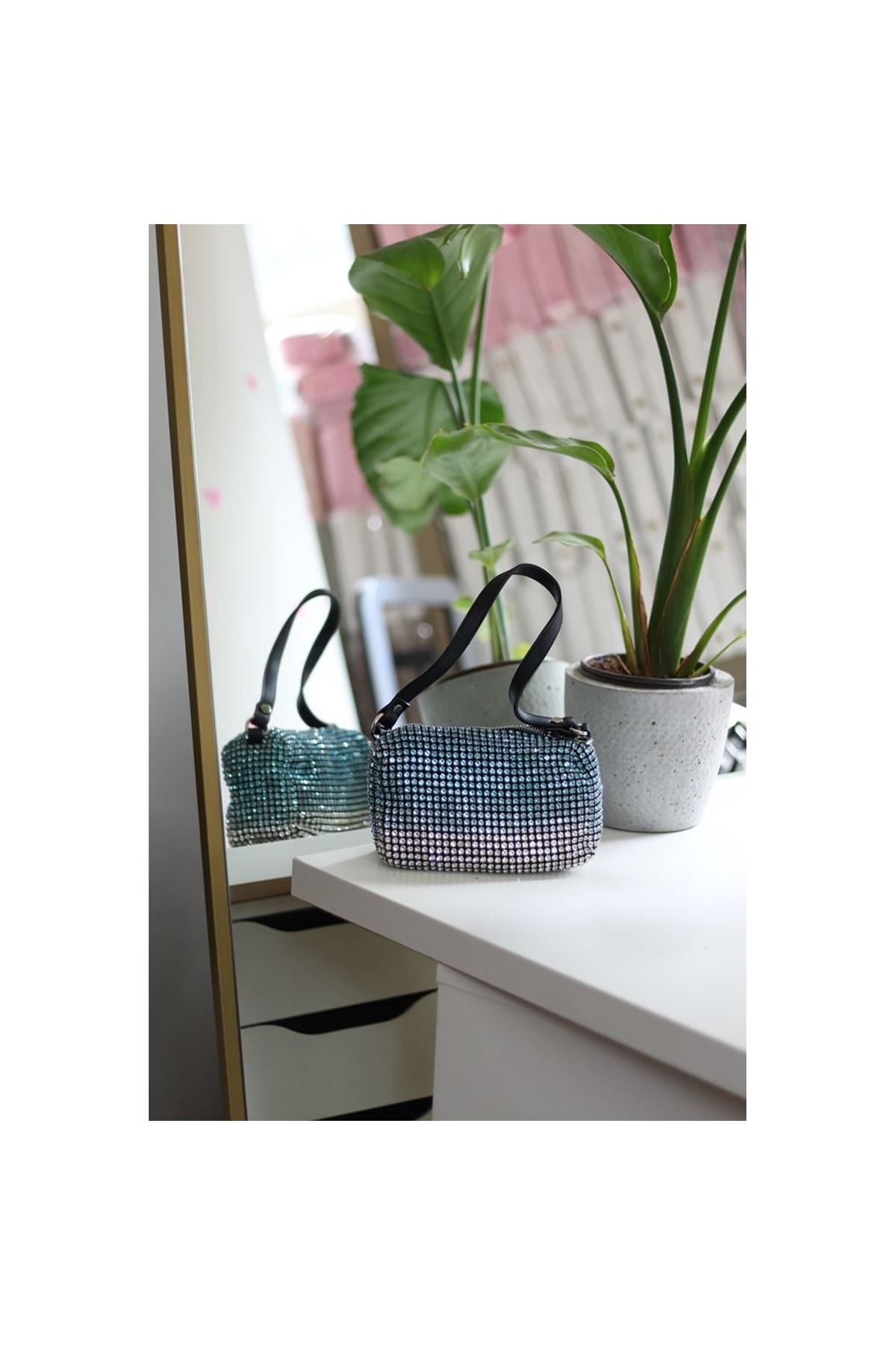 Kadın Silver Mavi 2 Renkli Detaylı Deri Askılı Taşlı Abiye Omuz Çantası