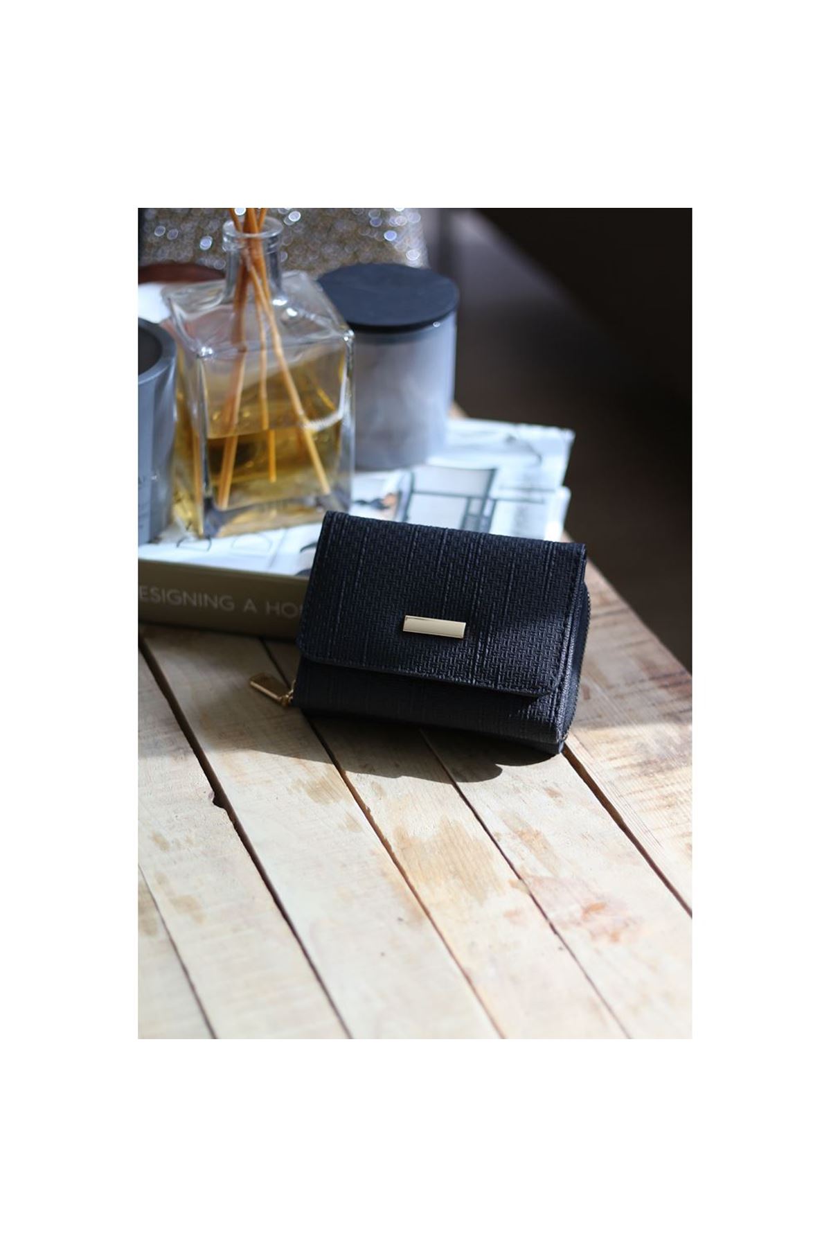 Kadın Siyah Kartlık Detaylı Mini Cüzdan