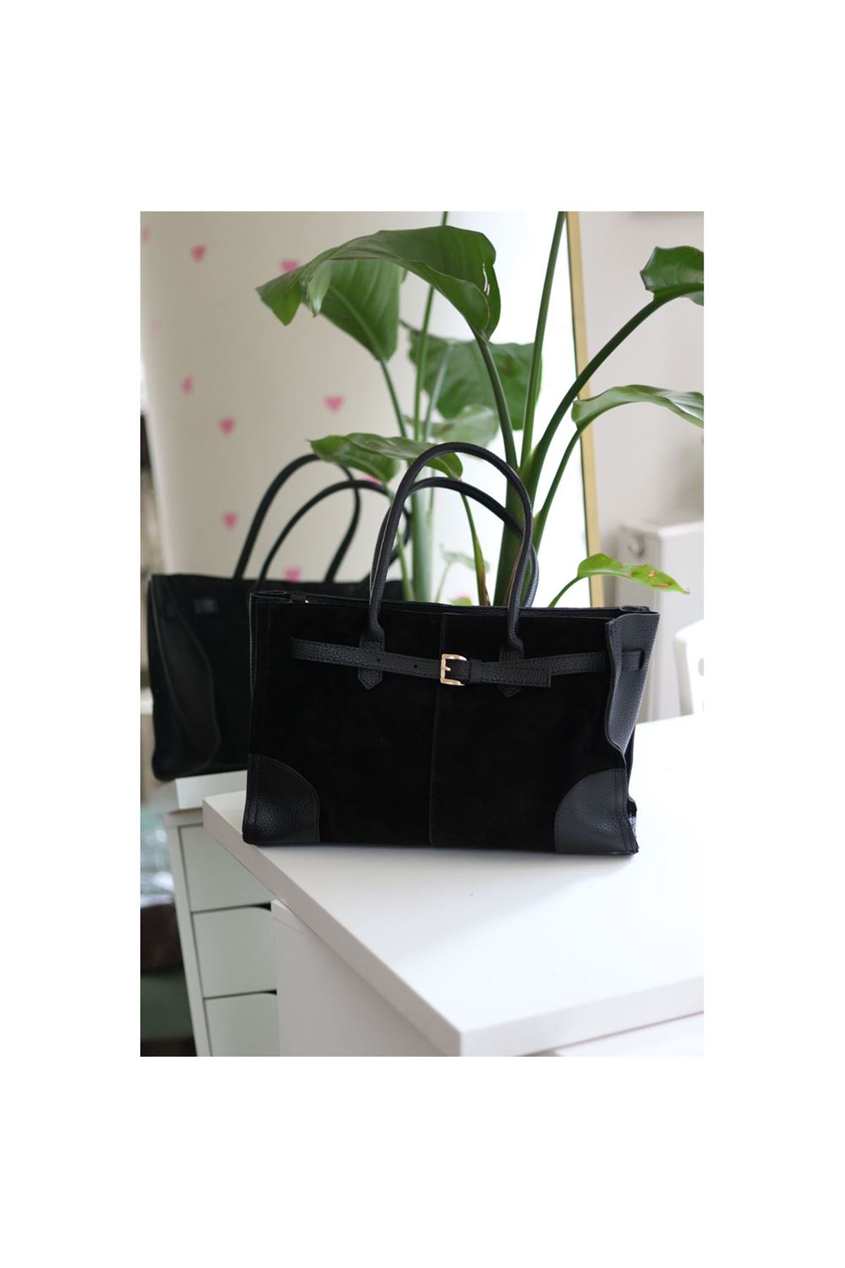 Kadın Siyah Süet Büyük Kopça Detaylı Büyük Boy Omuz Çantası